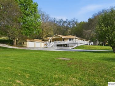 228 Hubbard Road, Council Bluffs, IA 51503