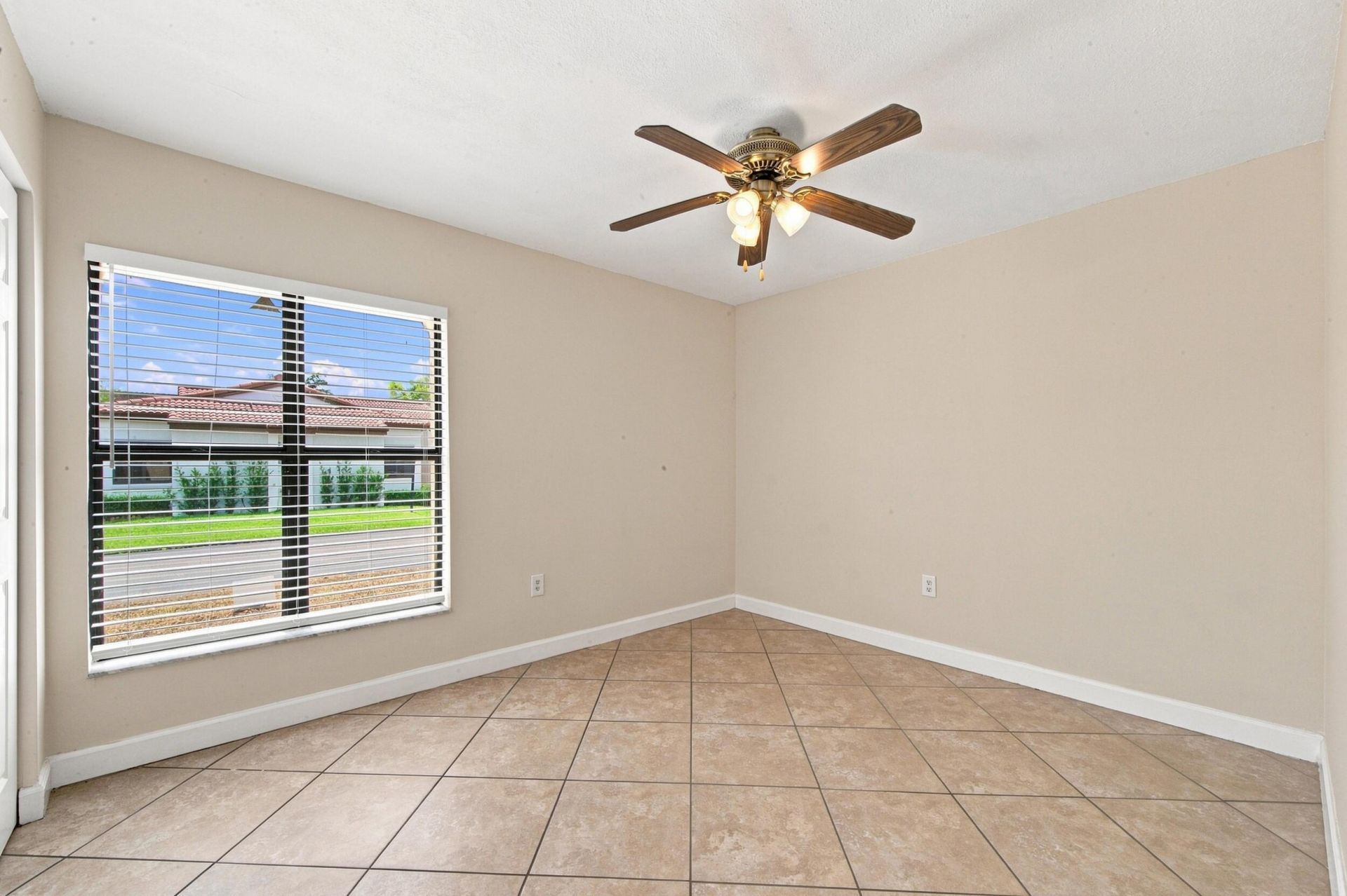 8871 SW 6th Street, Miami, FL 33174 Photo