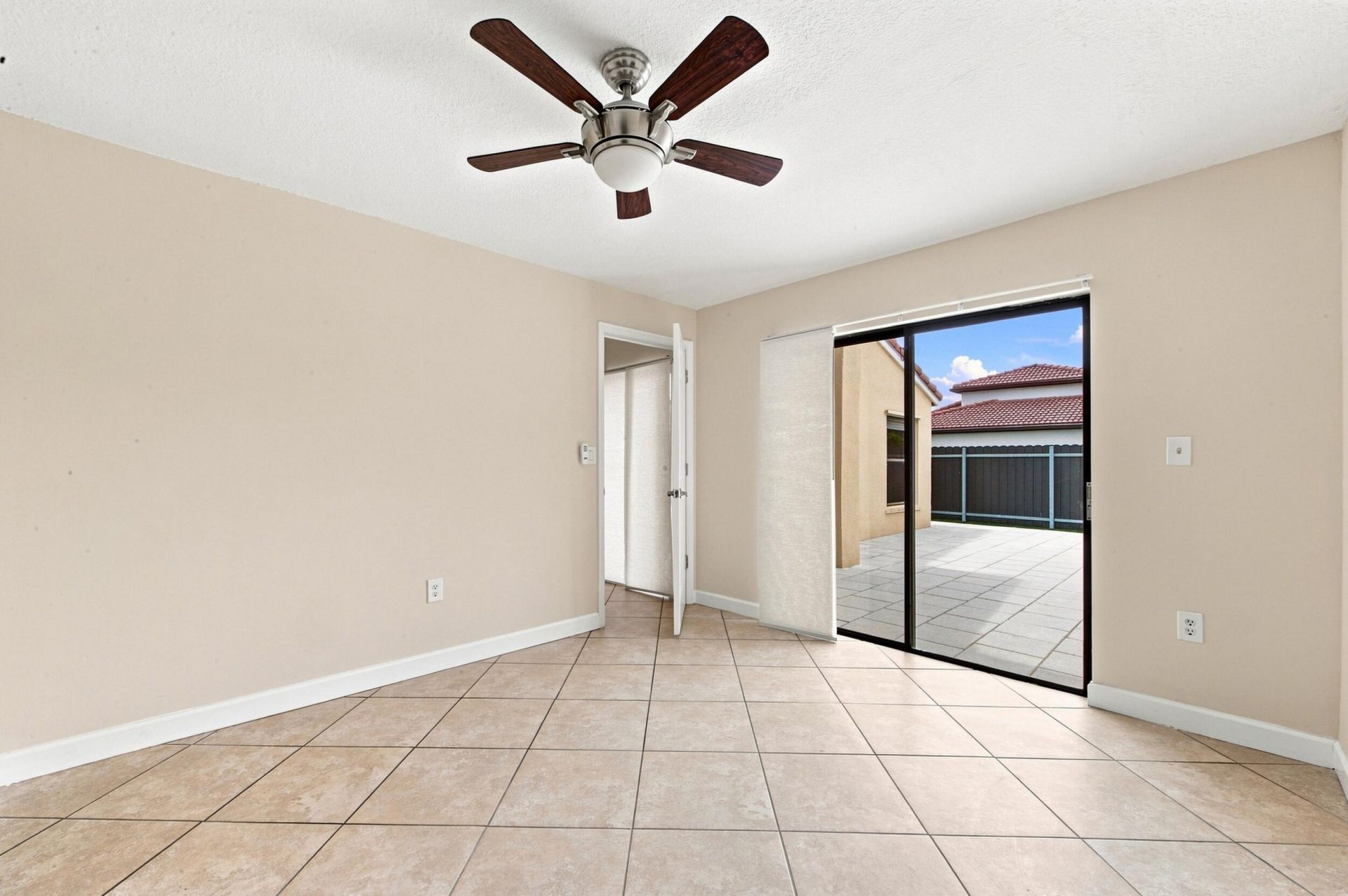 8871 SW 6th Street, Miami, FL 33174 Photo