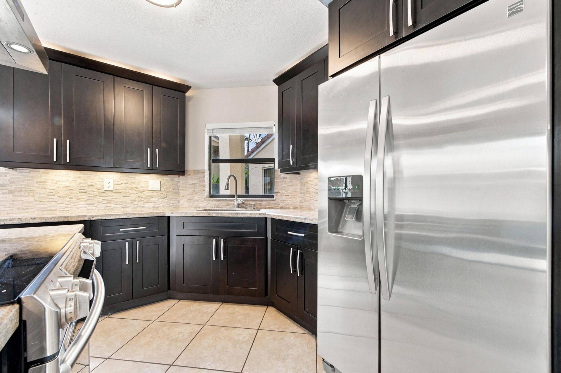 8871 SW 6th Street, Miami, FL 33174 Photo