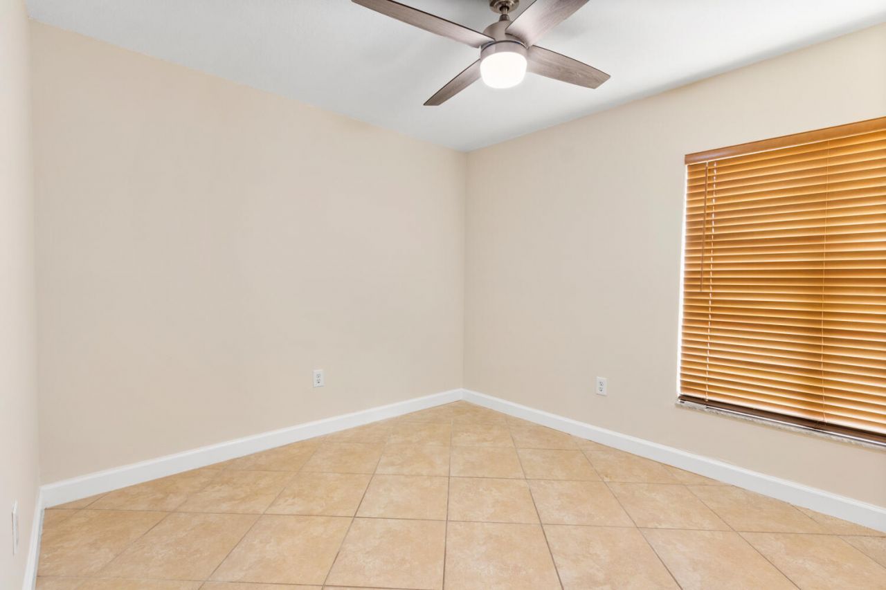8871 SW 6th Street, Miami, FL 33174 Photo