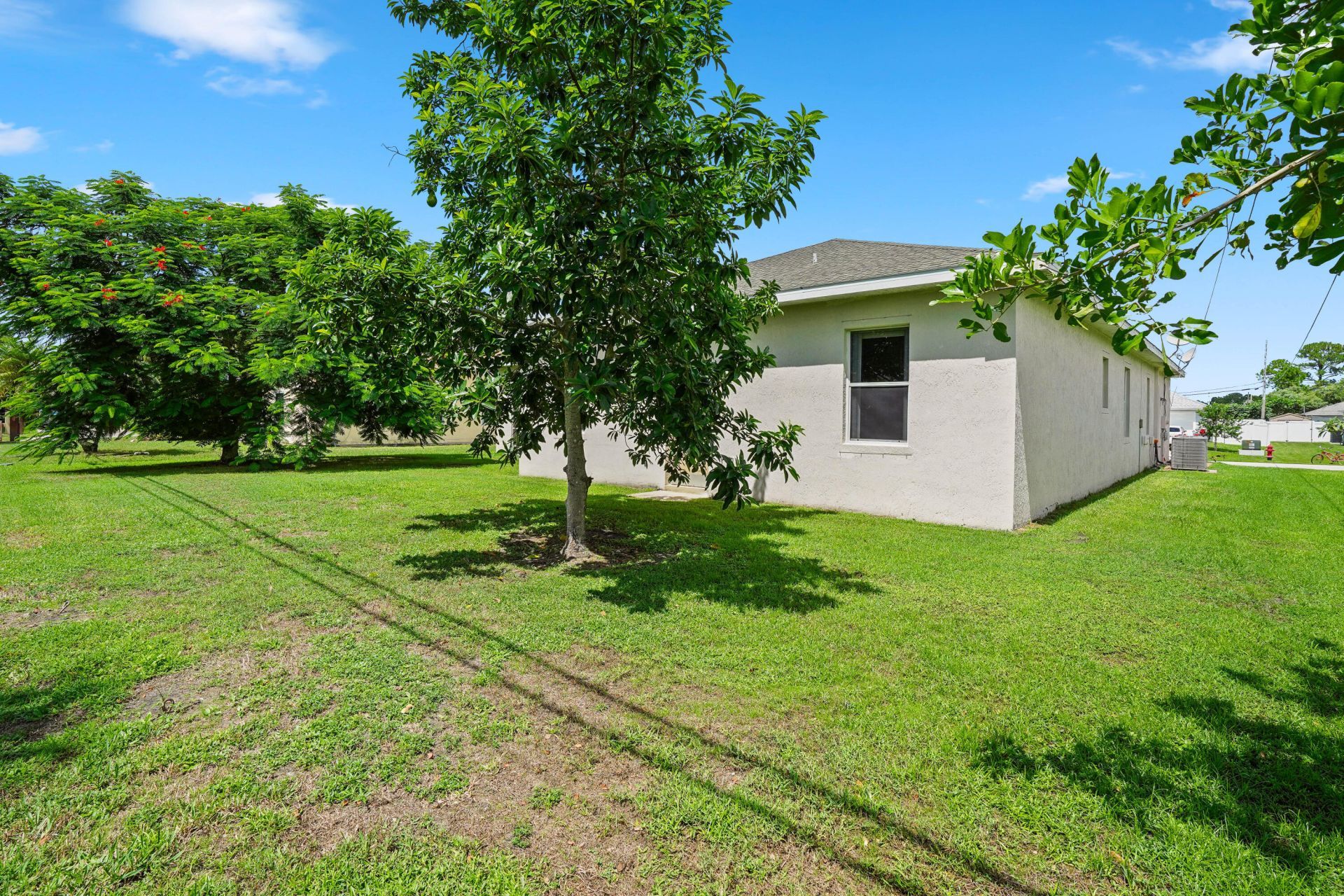 1092 SW Majorca Avenue, Port Saint Lucie, FL 34953 Photo