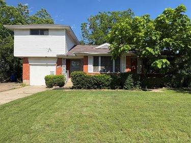 2104 Utica Drive, Dallas, TX 75227
