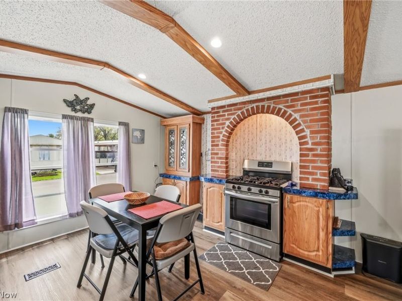 18 Oakwood Drive, Beloit, OH 44609 Photo 13