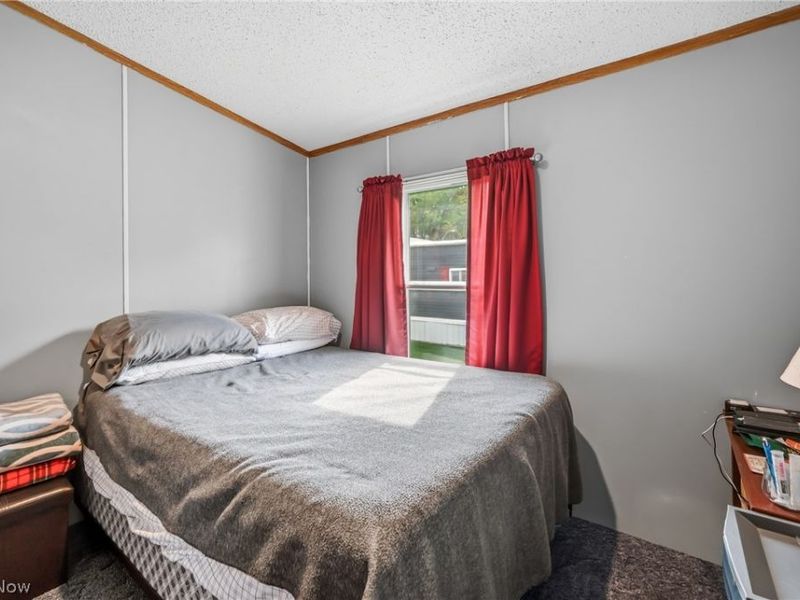 18 Oakwood Drive, Beloit, OH 44609 Photo 25