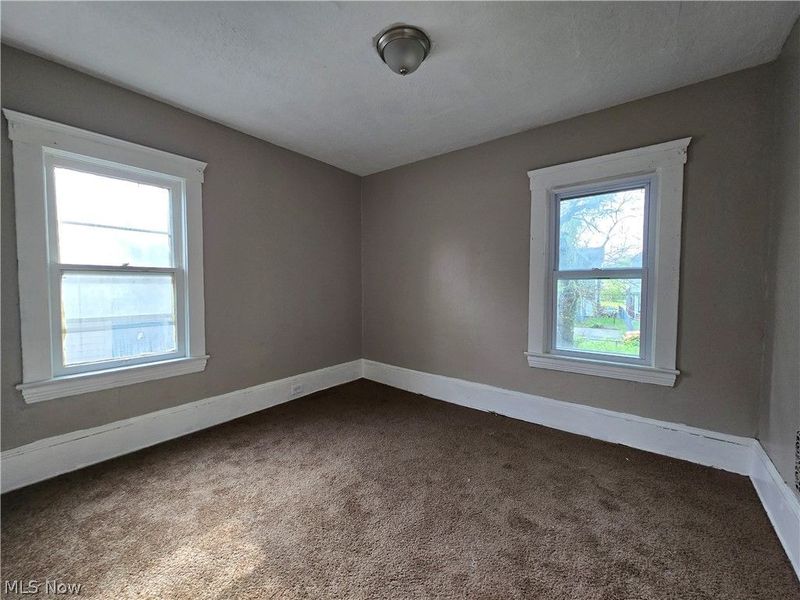 10630 Tacoma Avenue, Cleveland, OH 44108 Photo 21