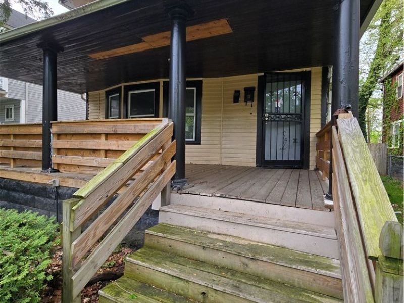 10630 Tacoma Avenue, Cleveland, OH 44108 Photo 3