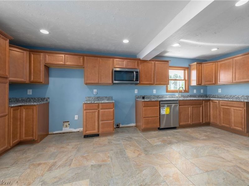 145 State Road, Hinckley, OH 44233 Photo 13