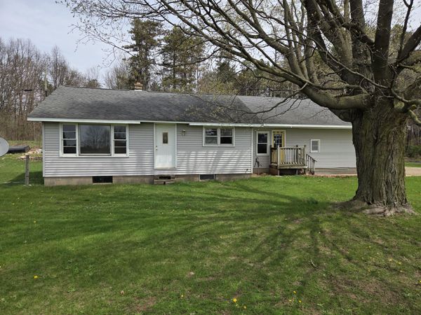 62941 M-40, Lawton, MI 49065