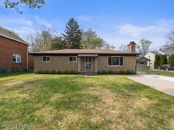 20905 Van Buren Street, Southfield, MI 48033