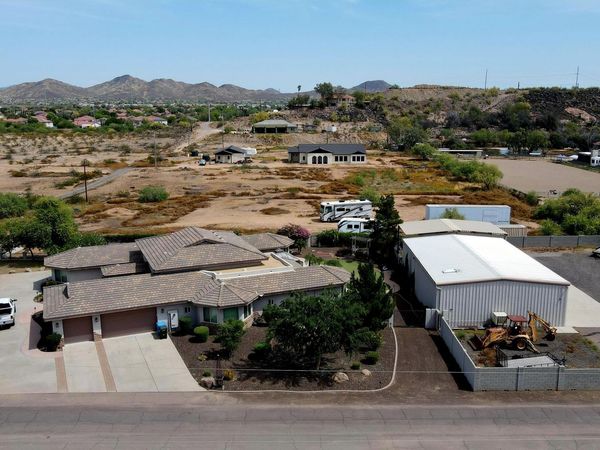 3655 W DYNAMITE Boulevard, Phoenix, AZ 85083