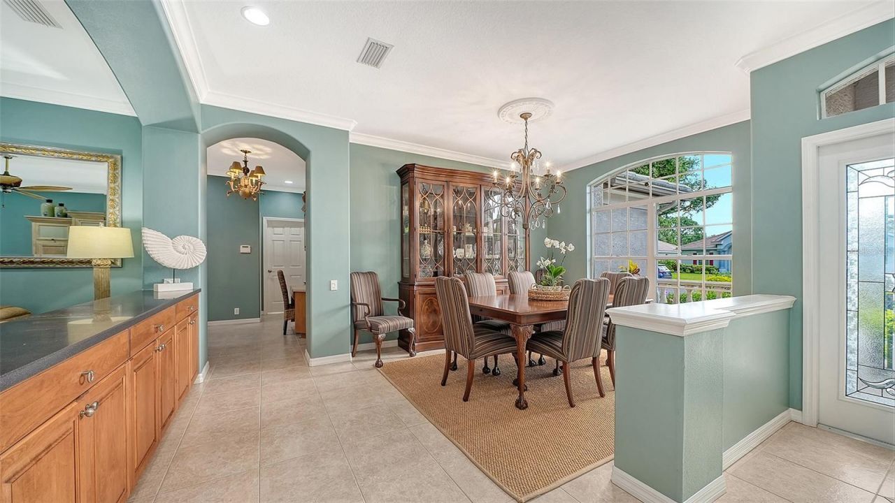 4823 Carrington Circle, Sarasota, FL 34243 Photo