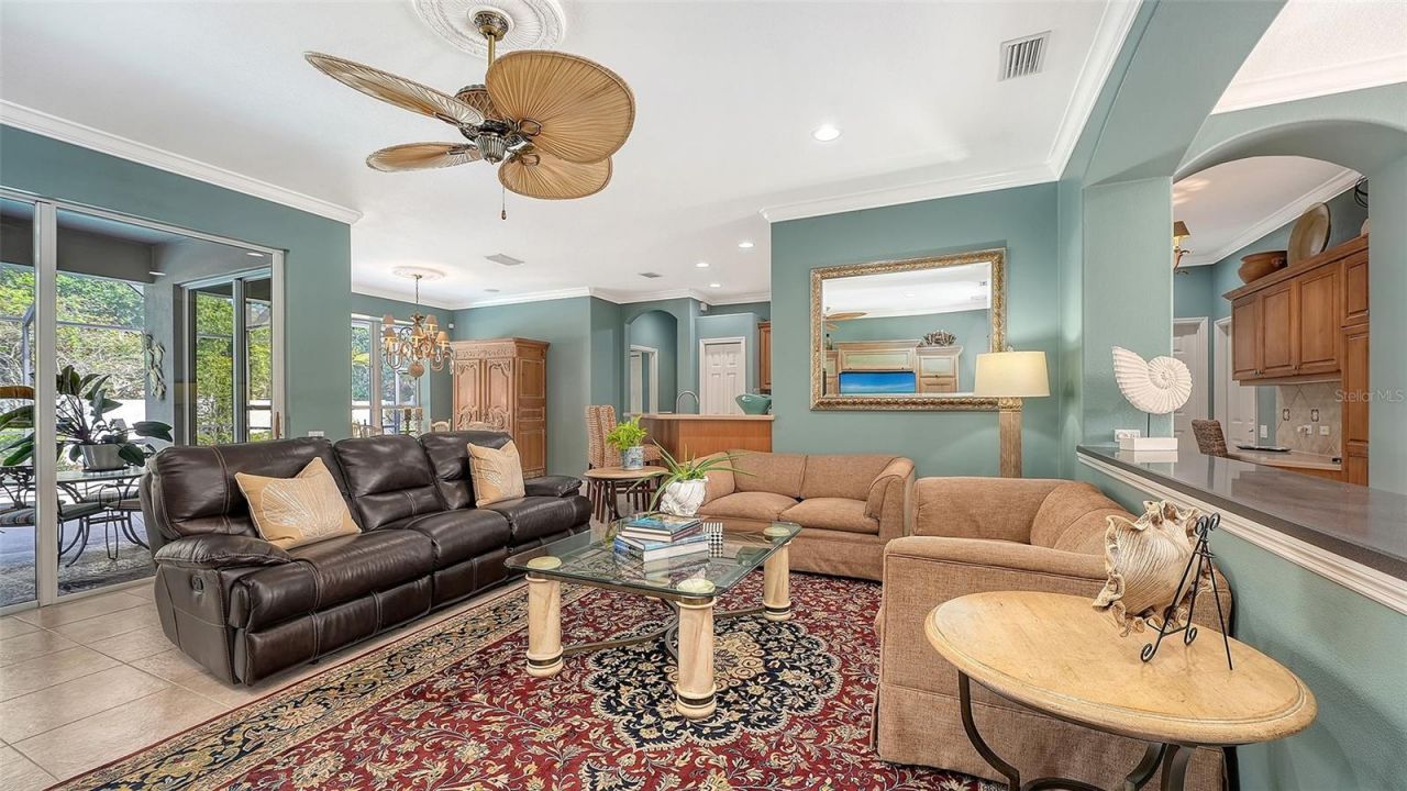 4823 Carrington Circle, Sarasota, FL 34243 Photo