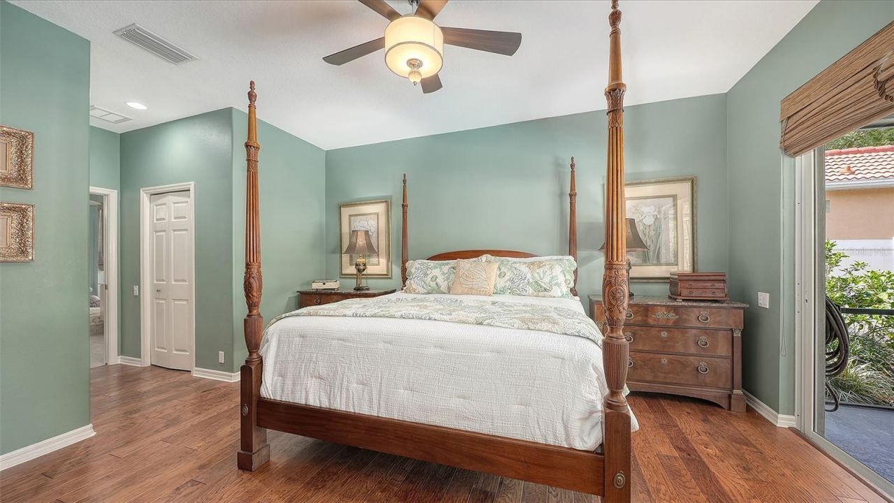 4823 Carrington Circle, Sarasota, FL 34243 Photo
