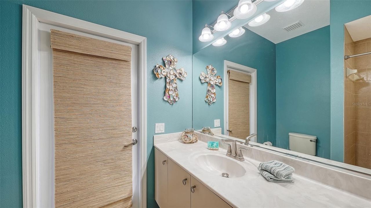 4823 Carrington Circle, Sarasota, FL 34243 Photo
