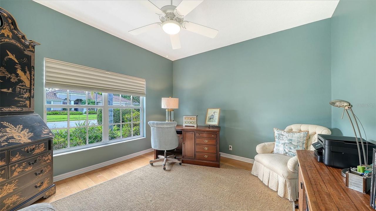 4823 Carrington Circle, Sarasota, FL 34243 Photo