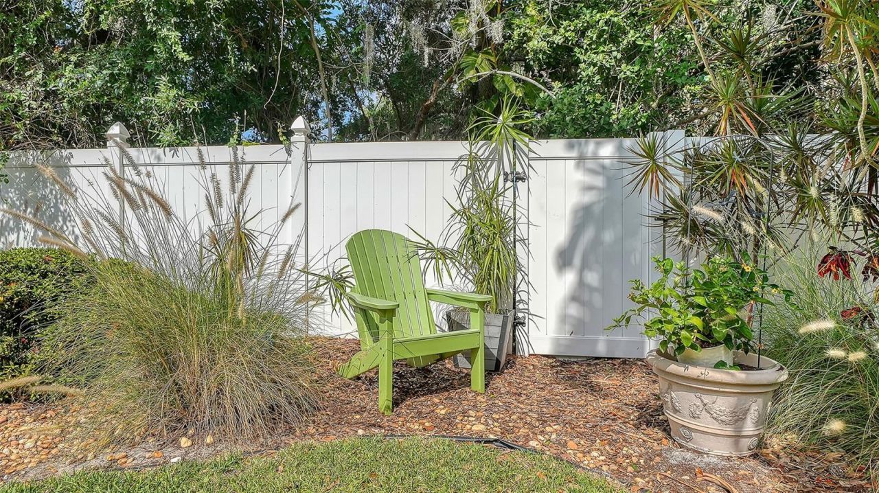 4823 Carrington Circle, Sarasota, FL 34243 Photo
