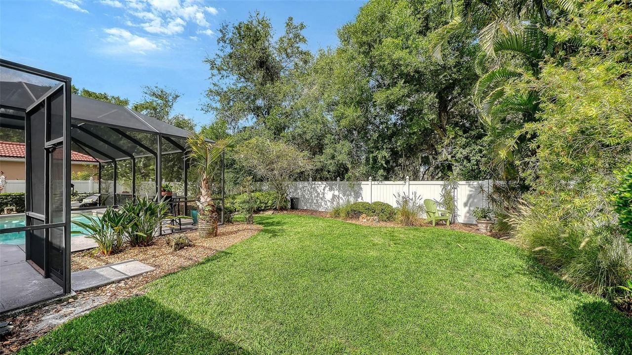 4823 Carrington Circle, Sarasota, FL 34243 Photo