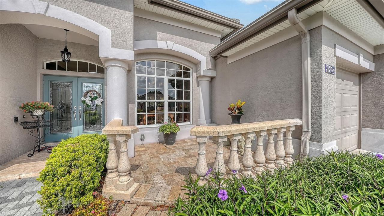 4823 Carrington Circle, Sarasota, FL 34243 Photo