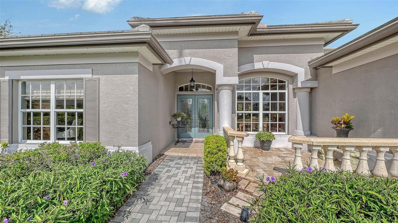 4823 Carrington Circle, Sarasota, FL 34243 Photo