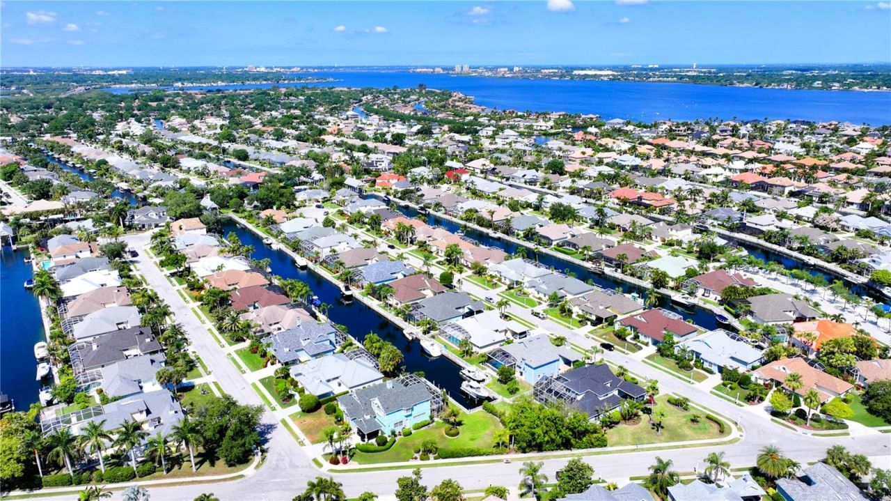 4748 Compass Drive, Bradenton, FL 34208 Photo
