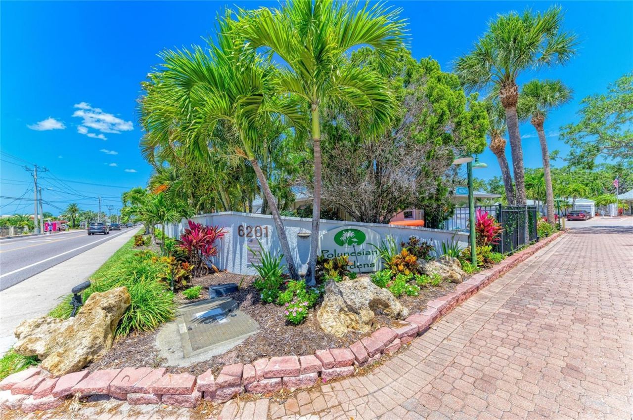 1218 Moonmist Circle, Unit S2, Sarasota, FL 34242 Photo