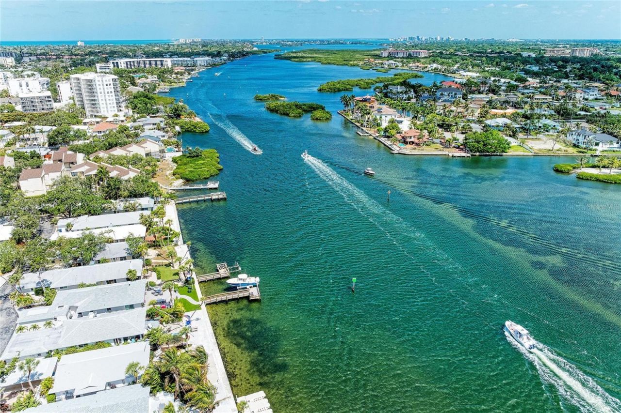 1218 Moonmist Circle, Unit S2, Sarasota, FL 34242 Photo
