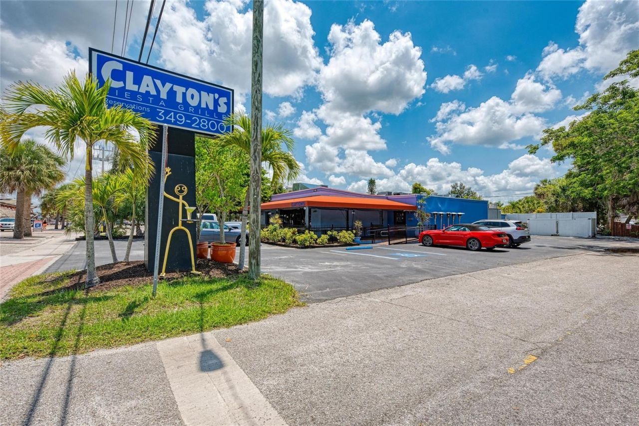 1218 Moonmist Circle, Unit S2, Sarasota, FL 34242 Photo