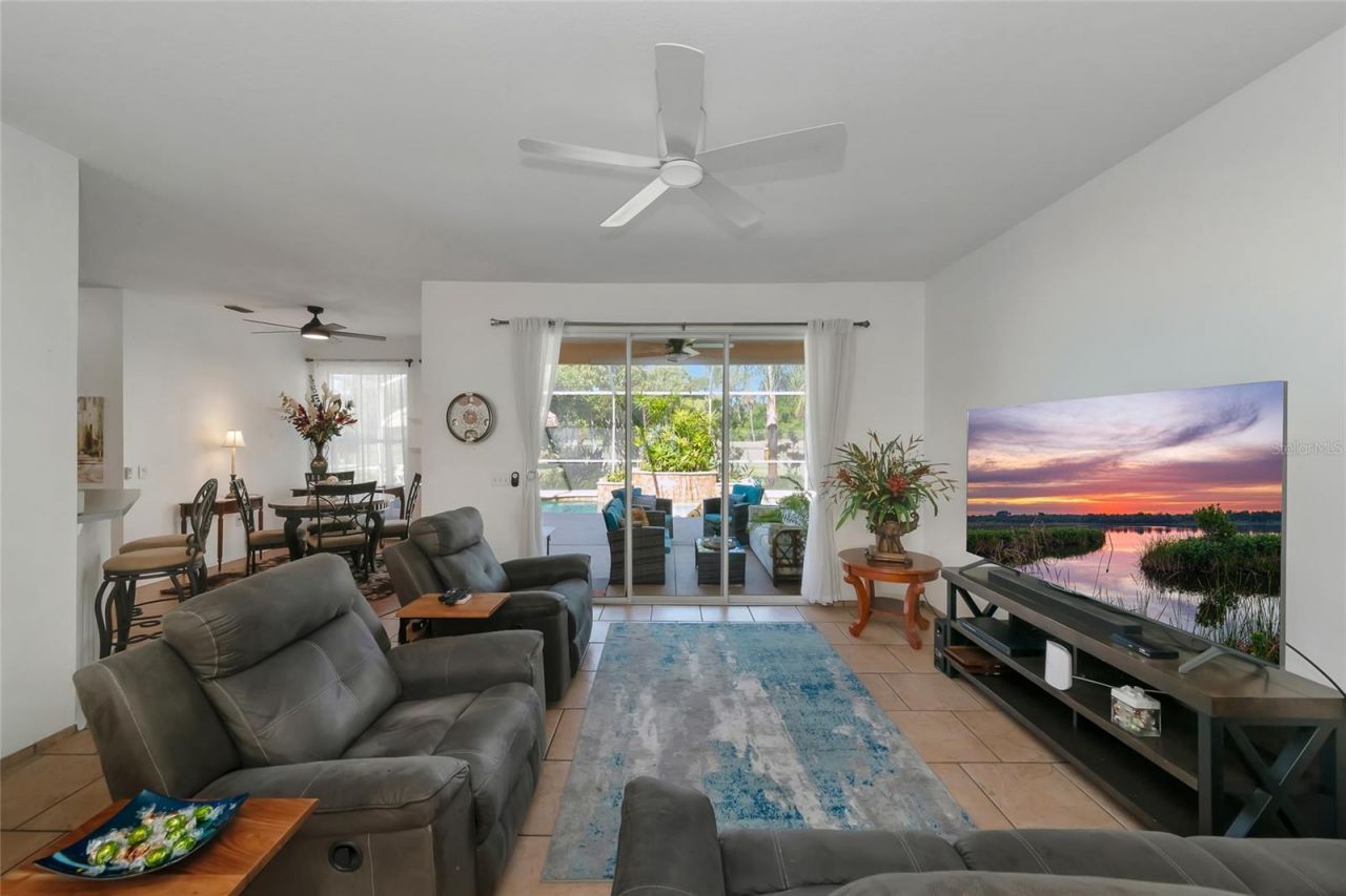 8807 71st Avenue E, Palmetto, FL 34221 Photo