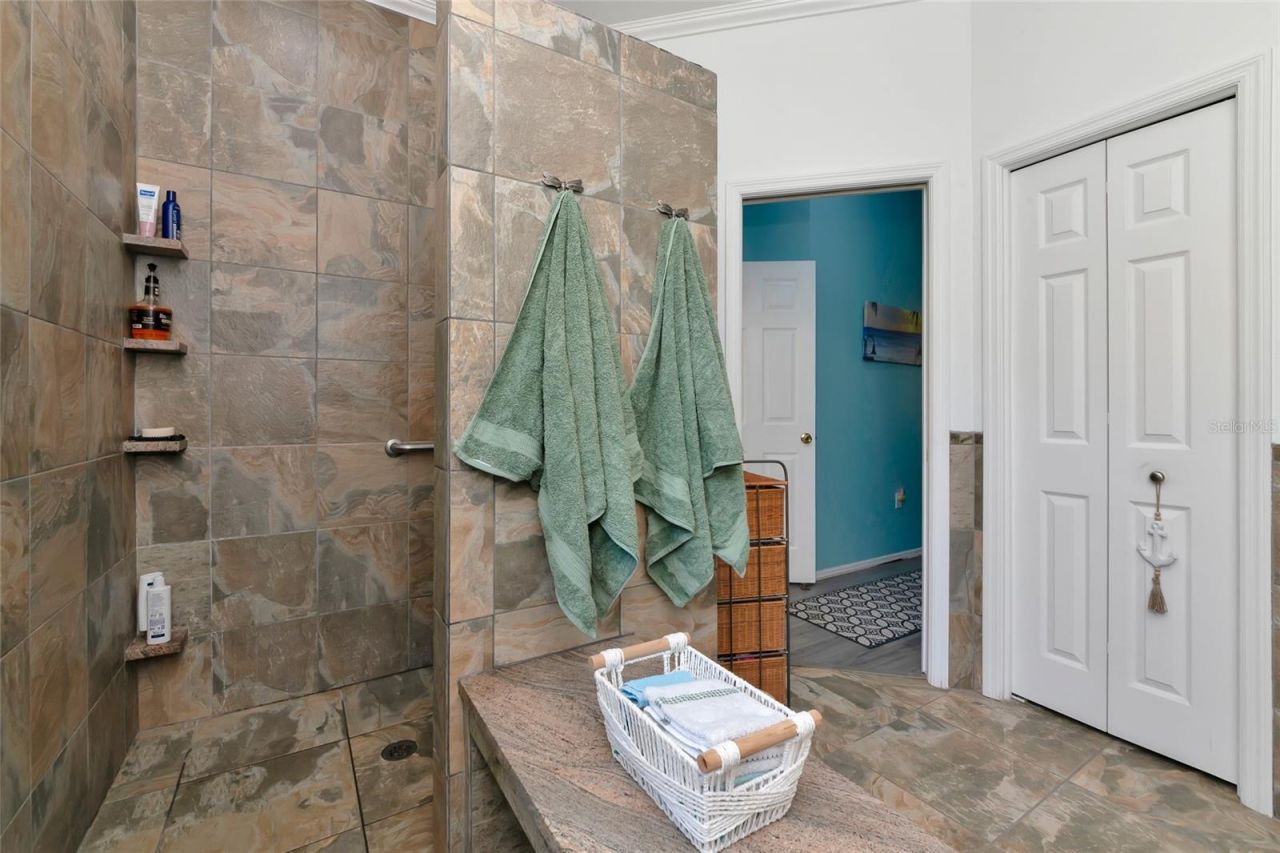 8807 71st Avenue E, Palmetto, FL 34221 Photo