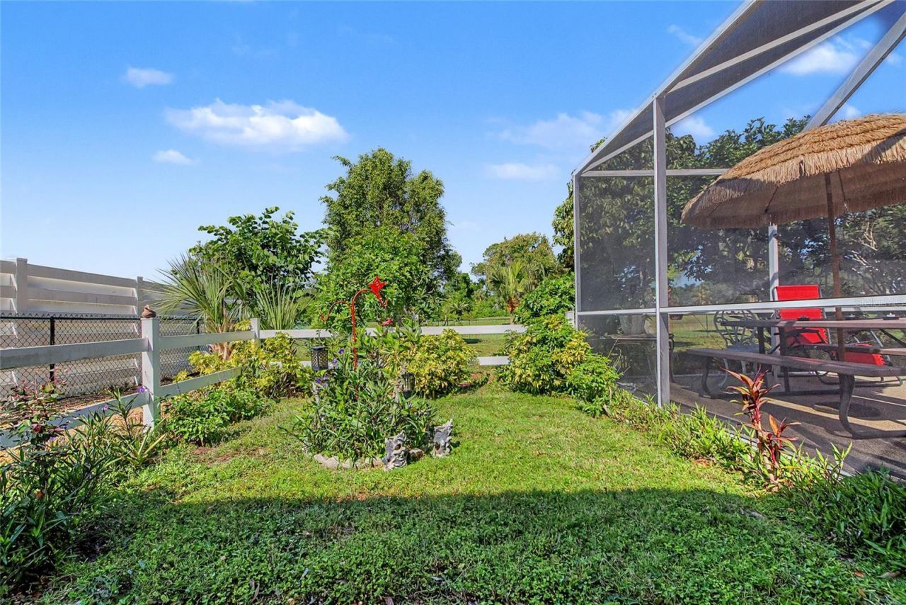 8807 71st Avenue E, Palmetto, FL 34221 Photo