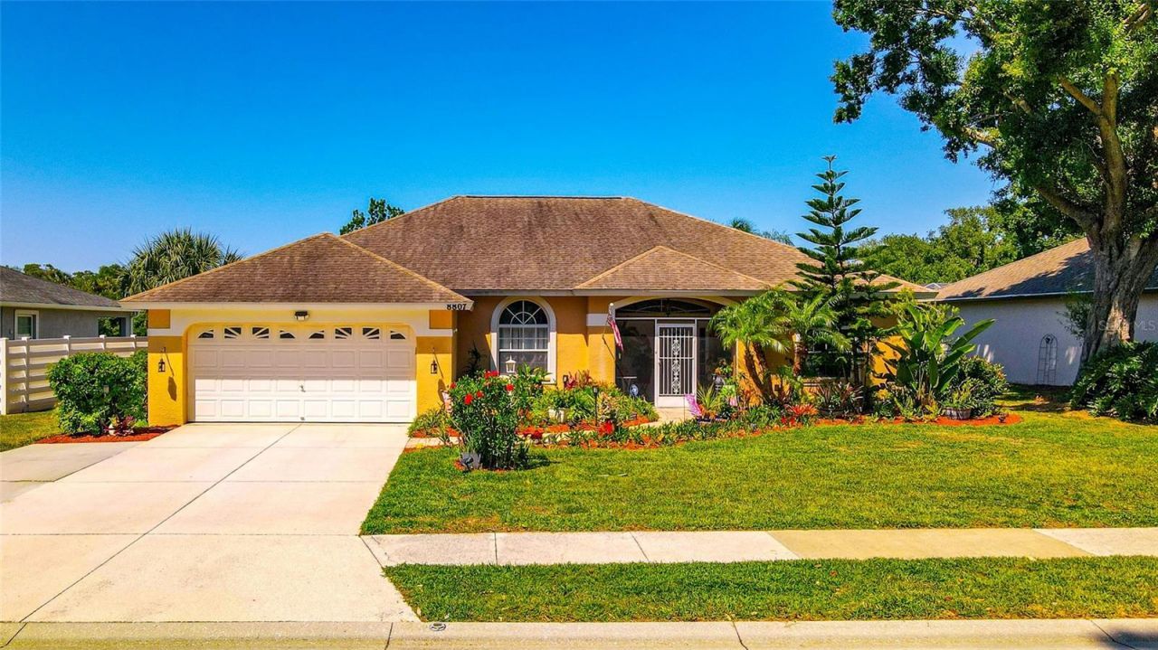 8807 71st Avenue E, Palmetto, FL 34221 Photo