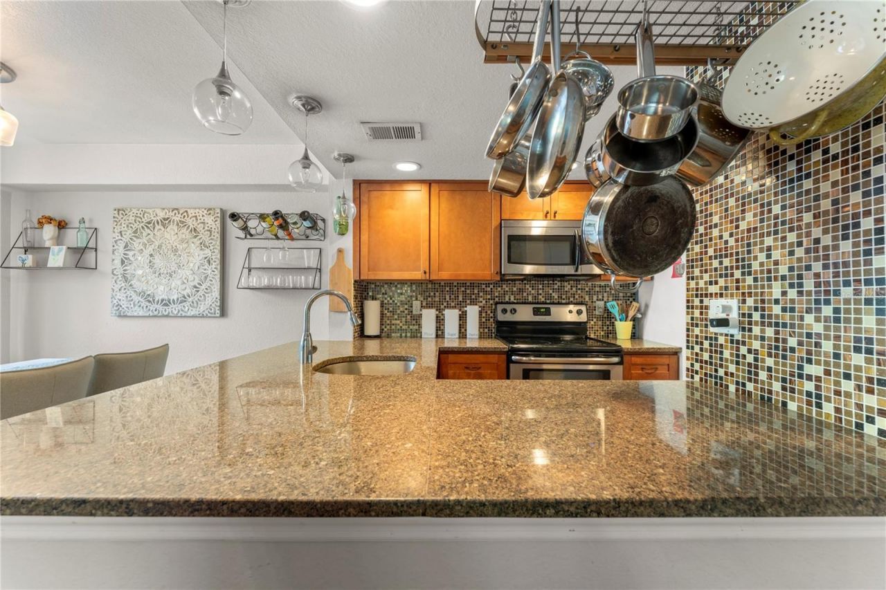 850 S Tamiami Trail, Unit 604, Sarasota, FL 34236 Photo