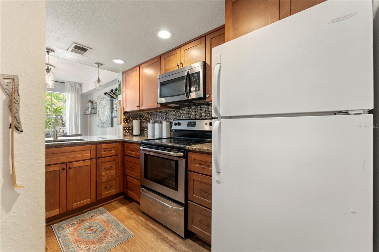 850 S Tamiami Trail, Unit 604, Sarasota, FL 34236 Photo
