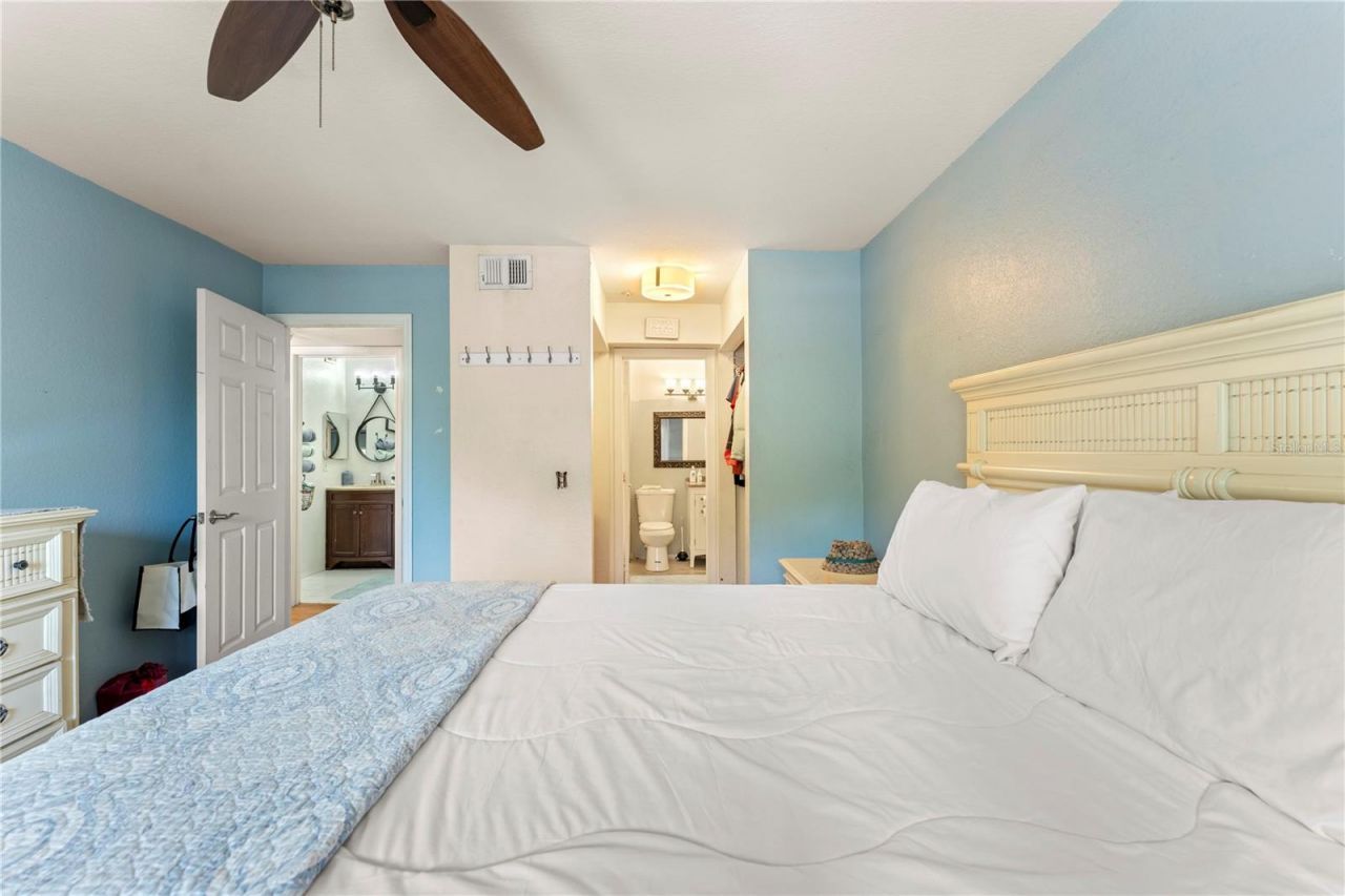 850 S Tamiami Trail, Unit 604, Sarasota, FL 34236 Photo