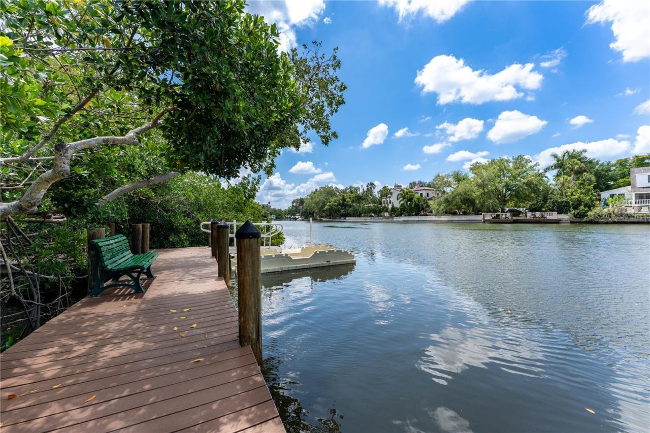 850 S Tamiami Trail, Unit 604, Sarasota, FL 34236 Photo