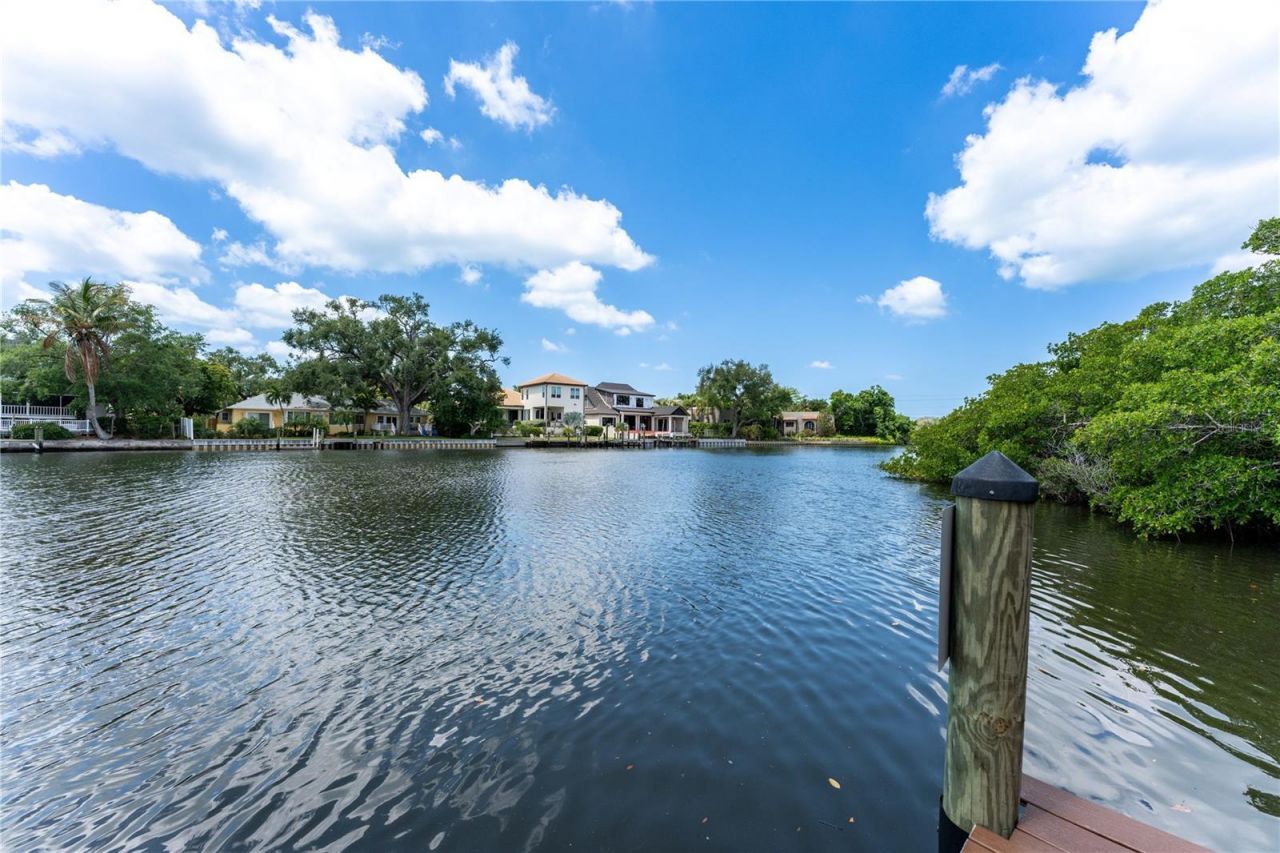 850 S Tamiami Trail, Unit 604, Sarasota, FL 34236 Photo