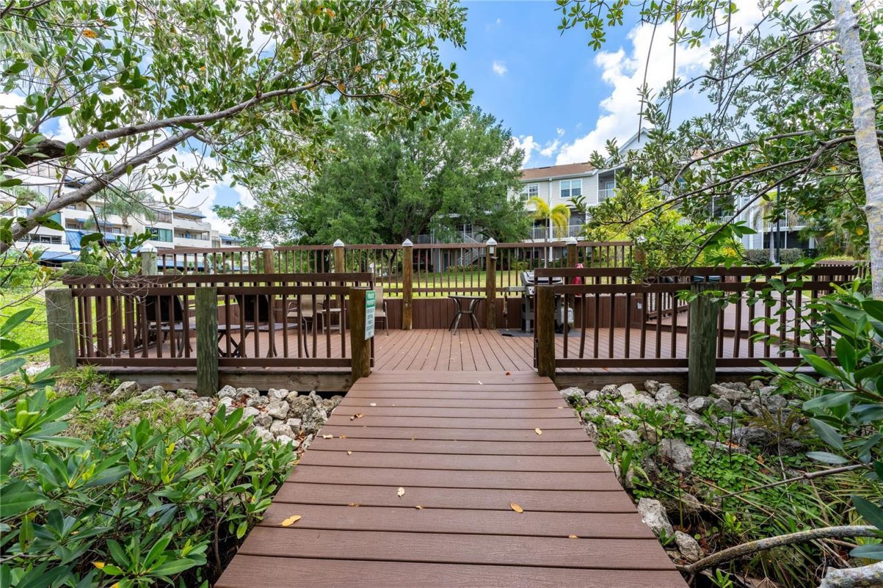 850 S Tamiami Trail, Unit 604, Sarasota, FL 34236 Photo