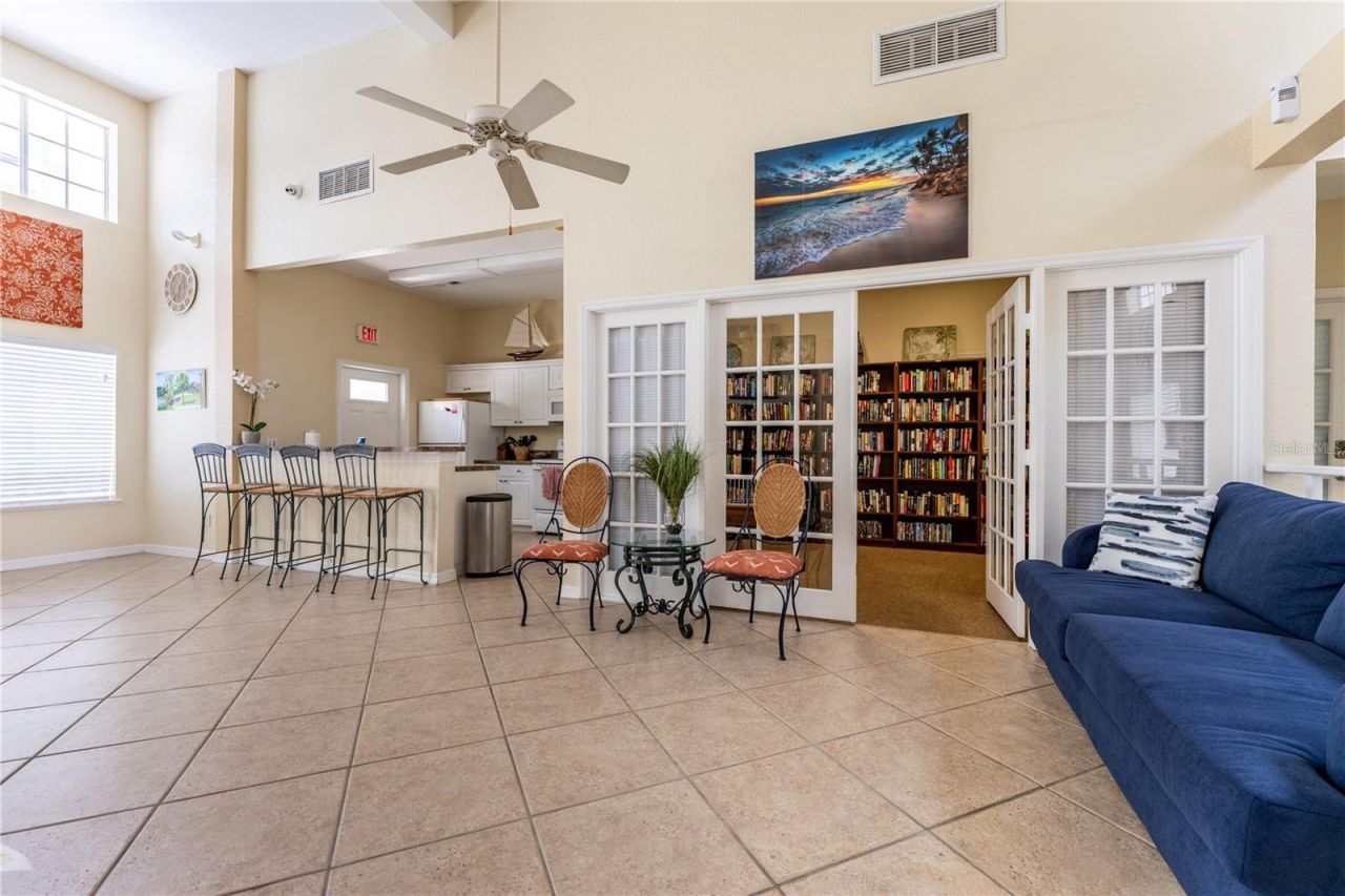 850 S Tamiami Trail, Unit 604, Sarasota, FL 34236 Photo