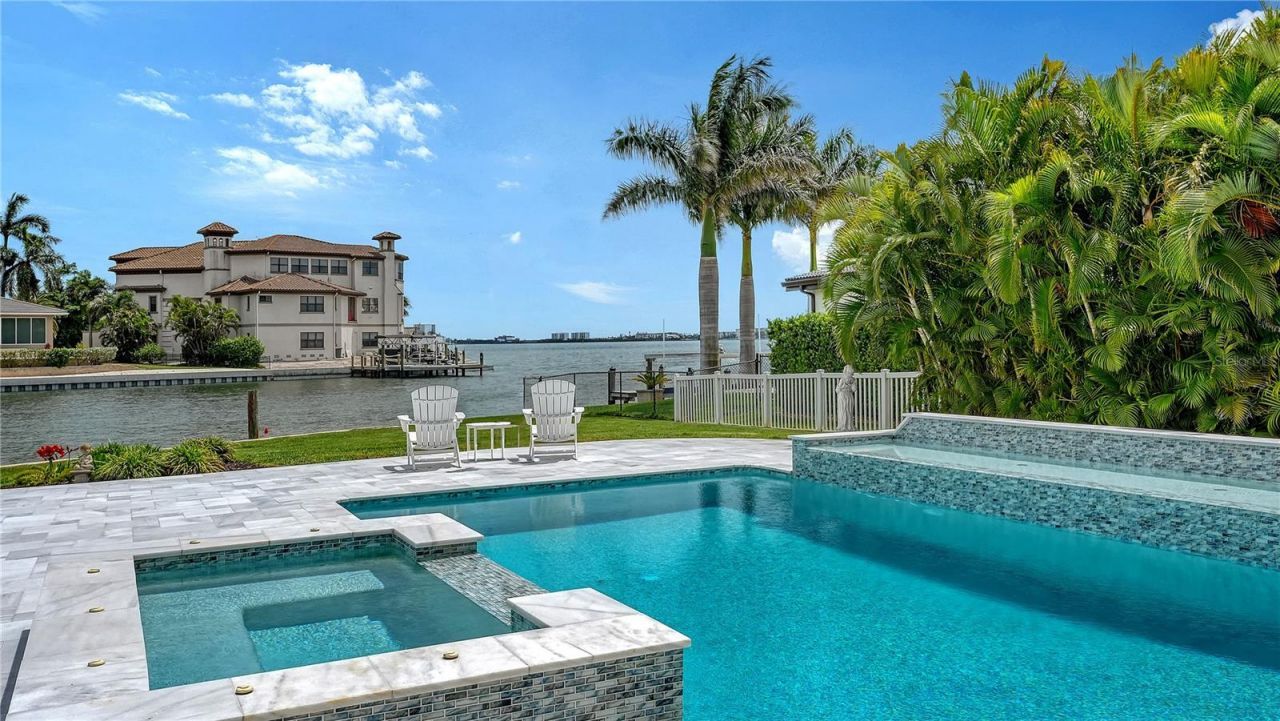 7689 Cove Terrace, Sarasota, FL 34231 Photo