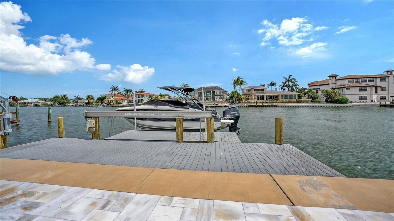7689 Cove Terrace, Sarasota, FL 34231 Photo