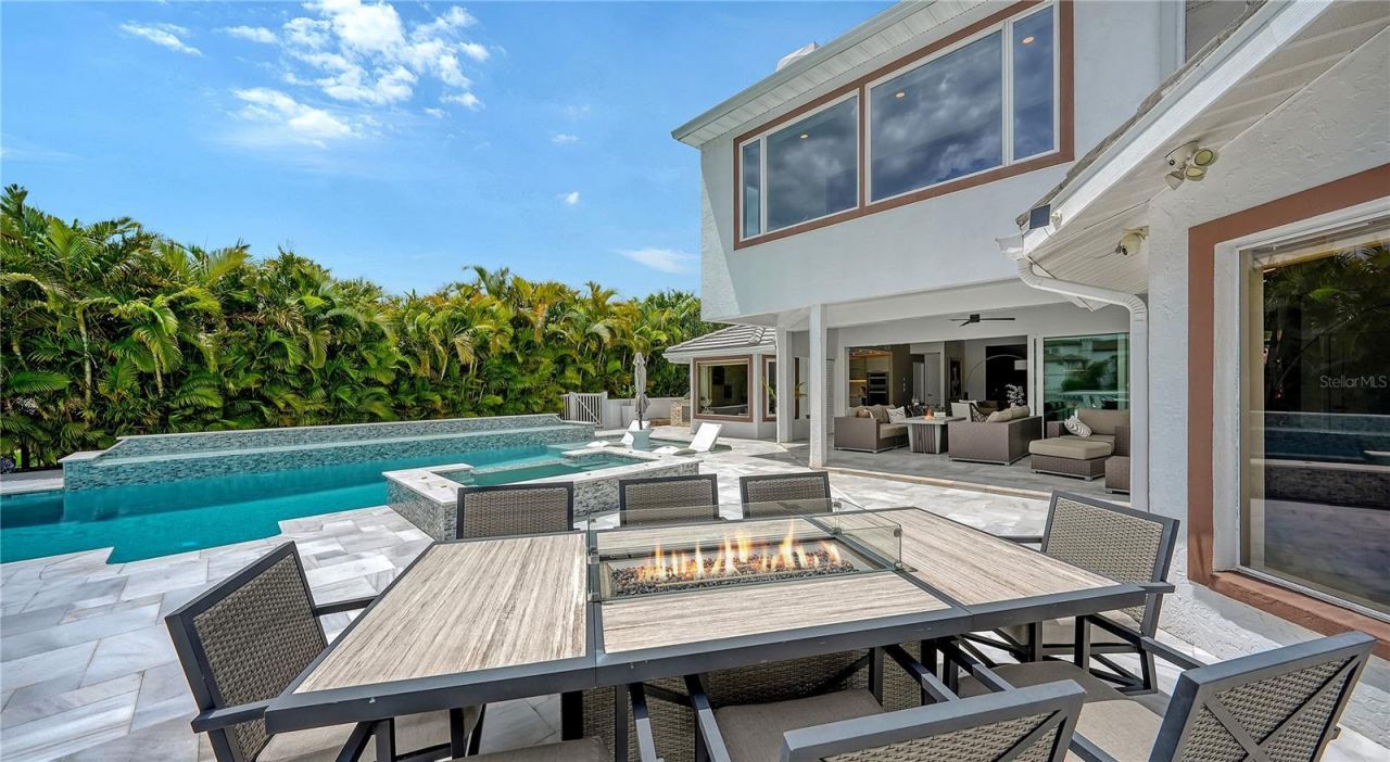 7689 Cove Terrace, Sarasota, FL 34231 Photo