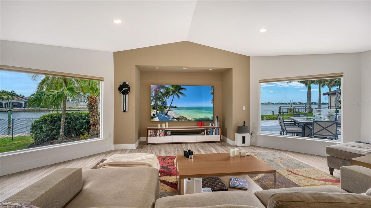 7689 Cove Terrace, Sarasota, FL 34231 Photo