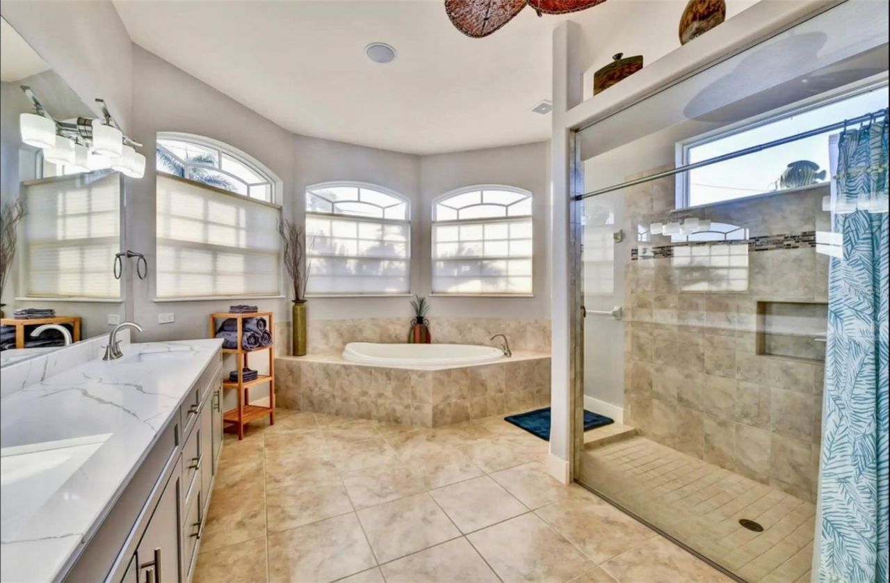 5024 SW 17th Avenue, Cape Coral, FL 33914 Photo