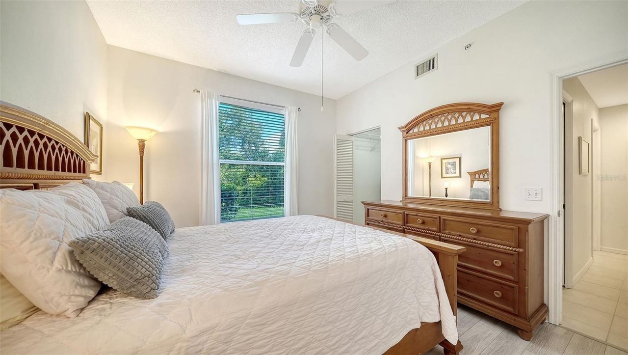 8901 Veranda Way, Unit 111, Sarasota, FL 34238 Photo