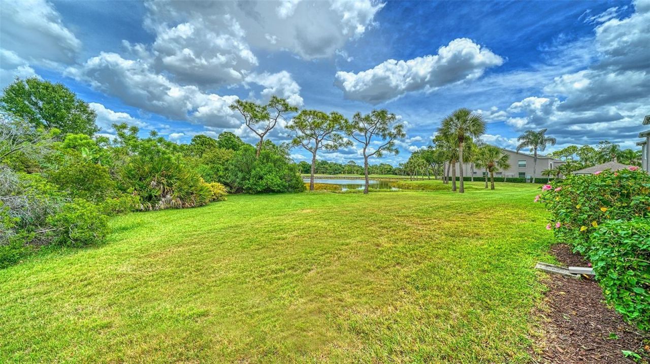 8901 Veranda Way, Unit 111, Sarasota, FL 34238 Photo