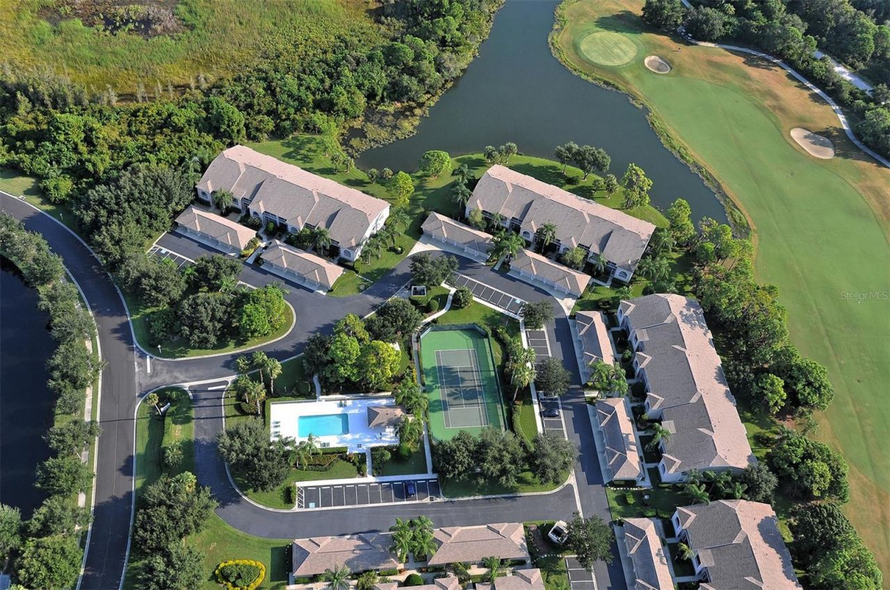 8901 Veranda Way, Unit 111, Sarasota, FL 34238 Photo