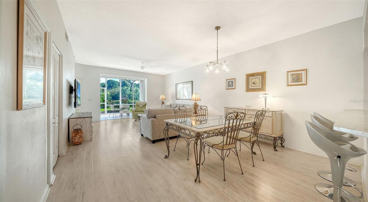 8901 Veranda Way, Unit 111, Sarasota, FL 34238 Photo