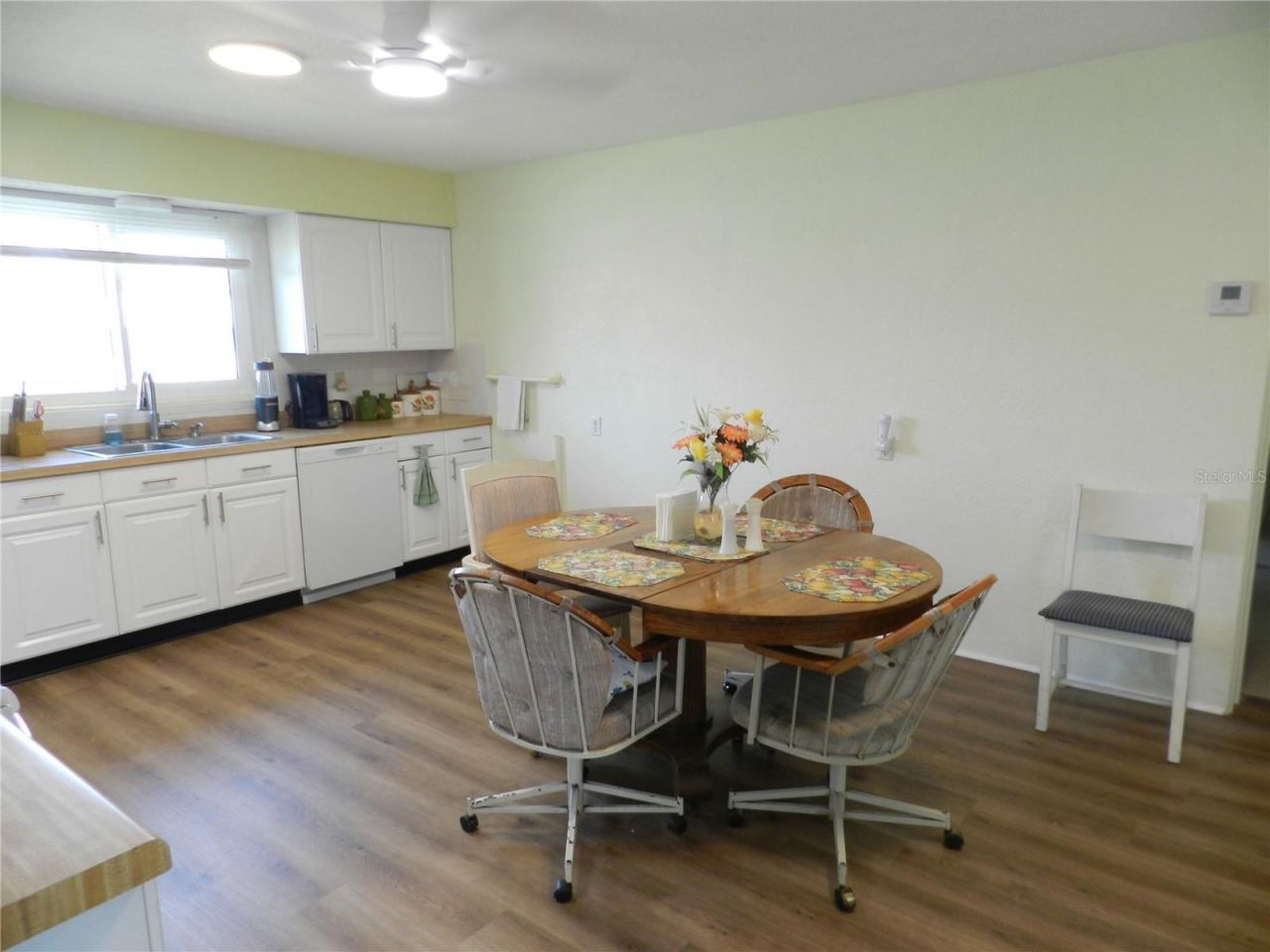 805 Ocean Avenue, New Smyrna Beach, FL 32169 Photo