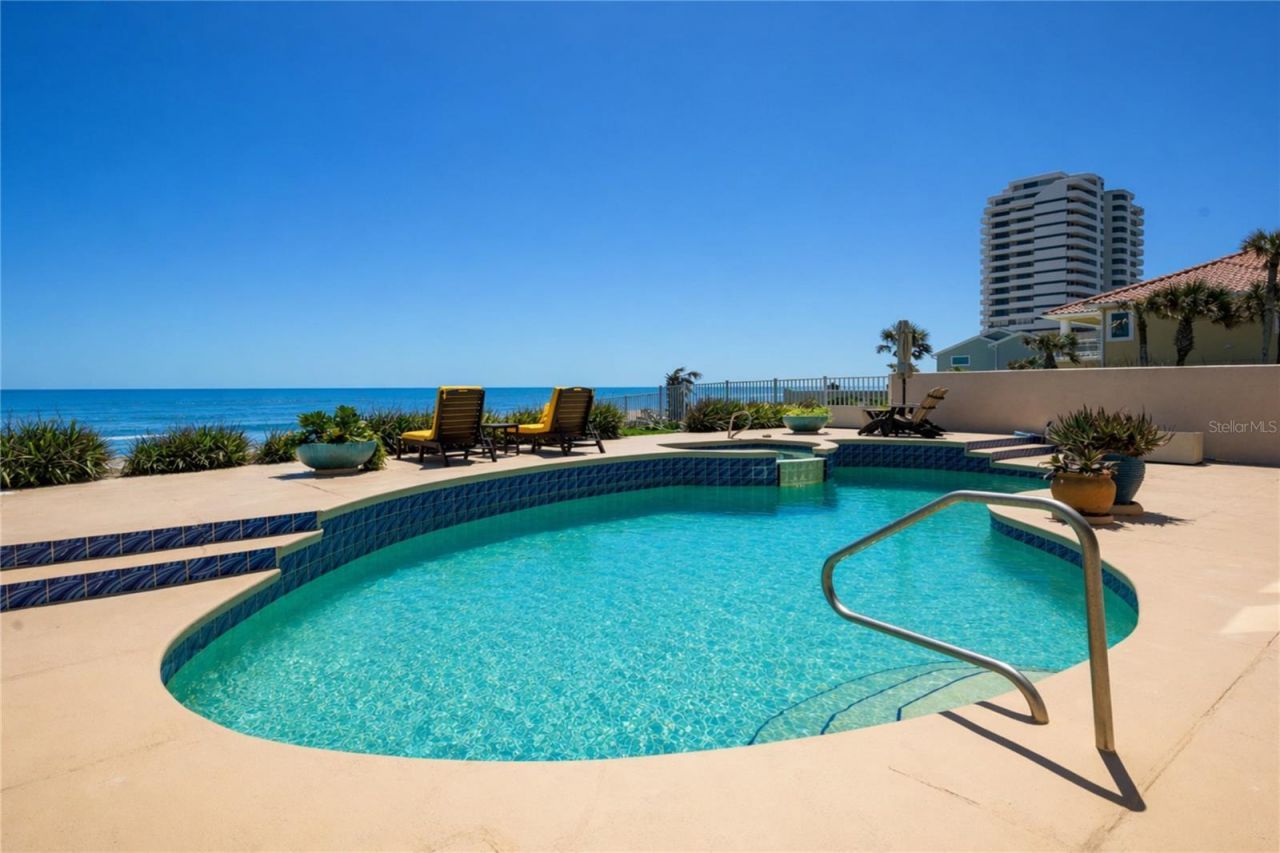 1504 N Atlantic Avenue, Daytona Beach, FL 32118 Photo